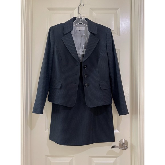 Tahari Jackets & Blazers - tahari arthur s levine women 2- piece suits size 10